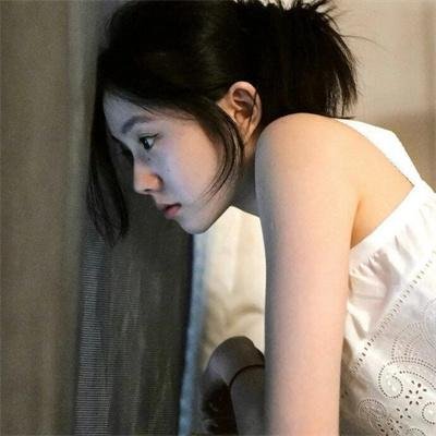 唱歌的六个女人